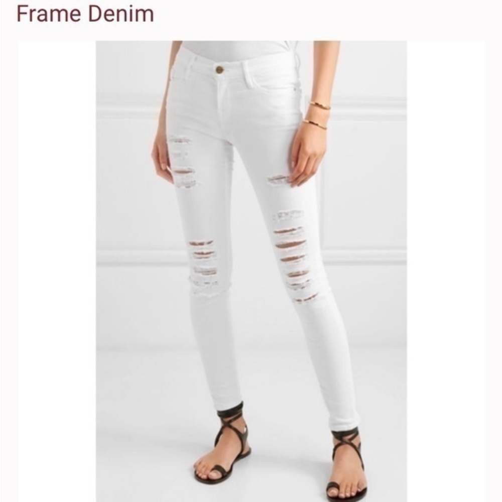 FRAME le skinny de Jeanne White Jeans Size 26